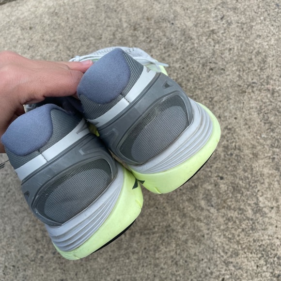 Nike Lunar Eclipse 4 Running Shoes Womens Size 10 Gray Athletic 629683-007 - Picture 3 of 13